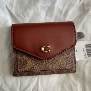 *NWT*Coach Brown and Tan Compact Wallet